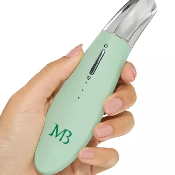 Mario Badescu Green and Silver 3-in-1 Facial Tool LED + EMS Eyes Face Neck NIB - Picture 8 of 8